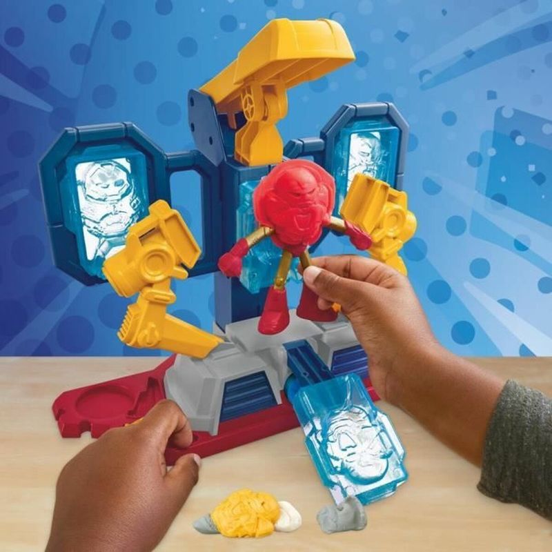 Jucarii, Copii si Bebe - Jucarii si jocuri - Jucarii & jocuri educative - Pasta, lut si nisip modelabil - Joc de Plastilina Play-Doh Iron Man Armor Factory Galben - Infinity.ro