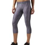 Sport si Outdoor - Echipament Sportiv - Imbracaminte sport - Pantaloni sport - Pantaloni Reebok Workout Ready Printed Capri 3/4 pentru femei, XS - Infinity.ro