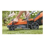 Casa si Gradina - Gradinarit si plante - Utilaje gradina - Masini de tuns iarba - Masina de tuns iarba Black & Decker BCMW3318L2-QW 18 V - Infinity.ro
