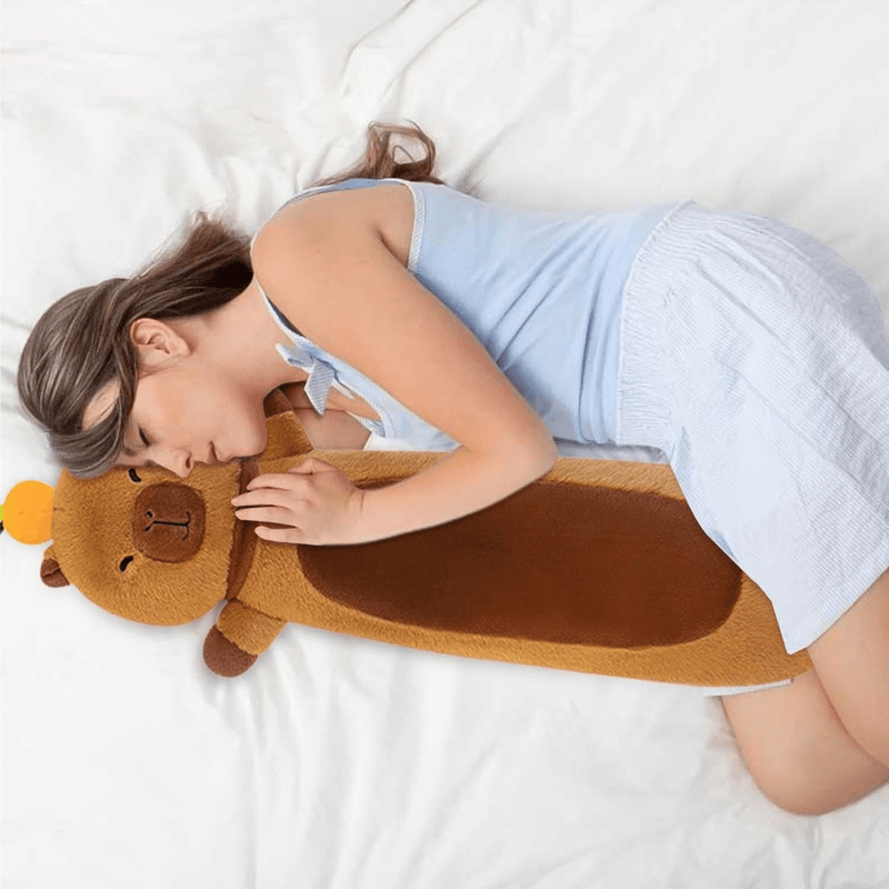 Jucarii, Copii si Bebe - Jucarii si jocuri - Jucarii de plus - Jucarie Plus Tip Perna Capybara, pentru copii +3ani si adulti, lungime 65cm, culoare Maro ABYZ™ - Infinity.ro