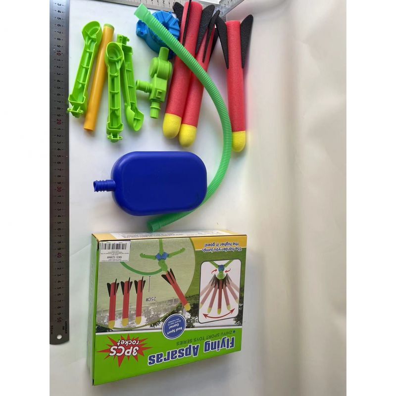 Jucarii, Copii si Bebe - Jucarii si jocuri - Jucarii & jocuri educative - Jucarii interactive - Jucarie pentru copii, lansator rachete cu piciorul, un lansator, 3 rachete, fara lumina, model 2 - Infinity.ro