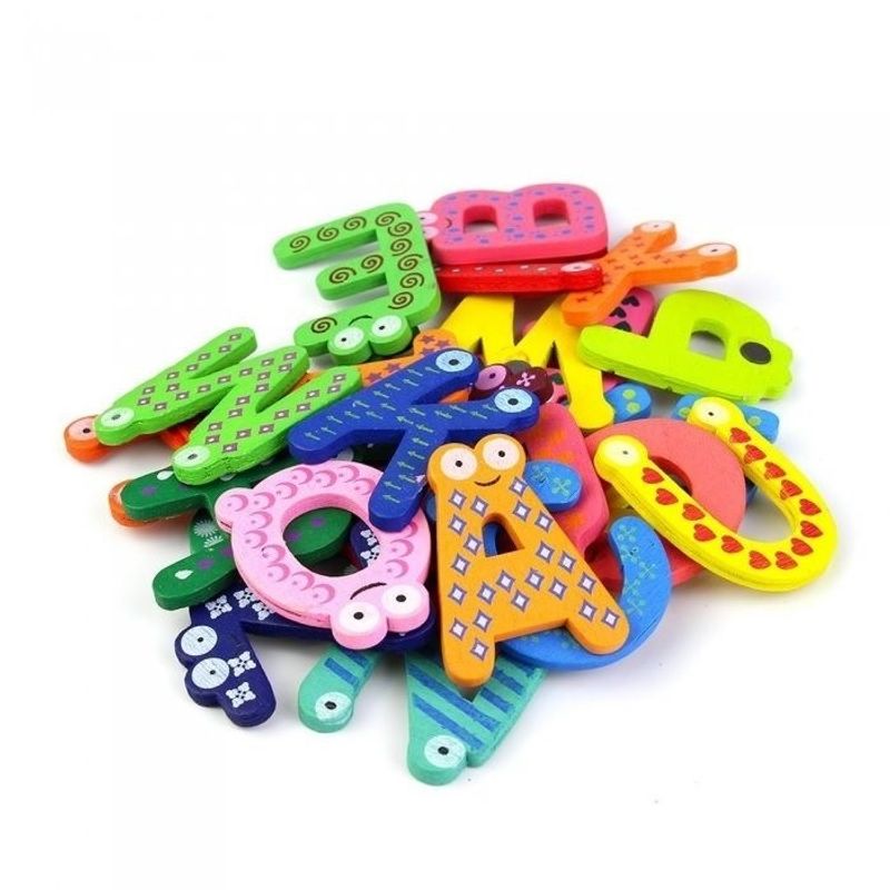 Jucarii, Copii si Bebe - Jucarii si jocuri - Jucarii & jocuri educative - Jocuri si jucarii educative - Set 26 magneti de frigider pentru copii, flippy, model alfabet a-z, figurine amuzante, din lemn, multicolor - Infinity.ro