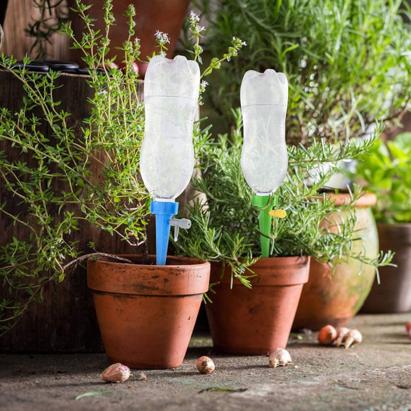 Casa si Gradina - Gradinarit si plante - Instalatii si accesorii pentru irigatii - Accesorii irigare - Set 12 picuratori, Plastic, Valva reglare debit, Albastru/Verde - Infinity.ro