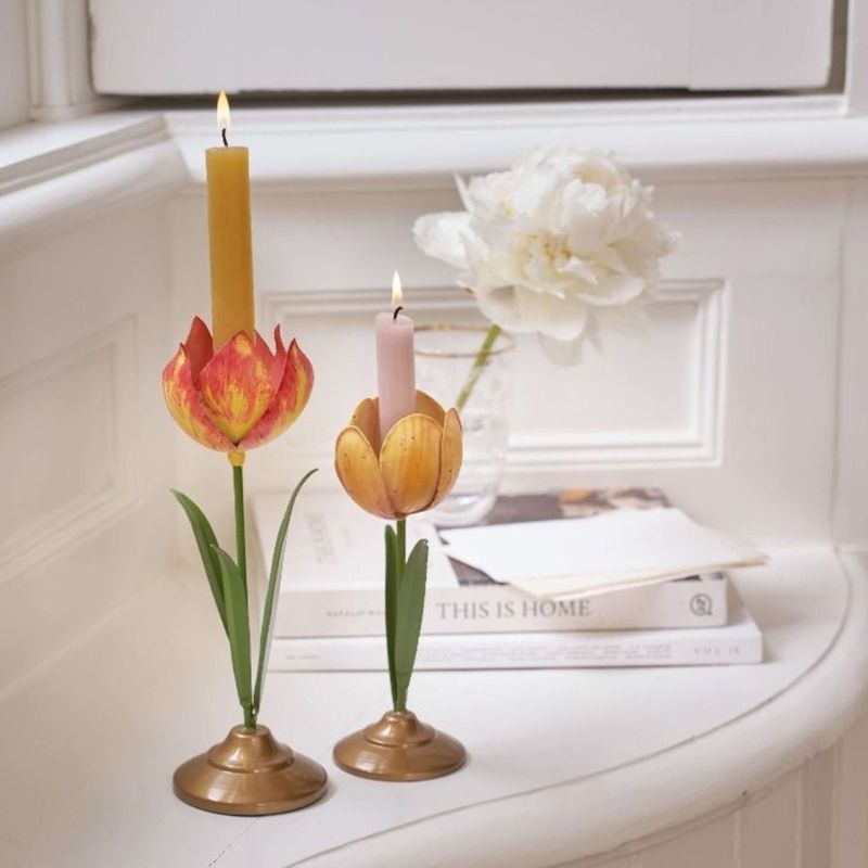 Casa si Gradina - Decoratiuni - Aromaterapie si lumanari - Suporturi lumanari - Set 2 suporturi, din metal, Pip Studio, lalele 21 si 26 cm, Yellow, colectia Others - Infinity.ro