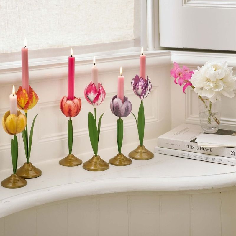 Casa si Gradina - Decoratiuni - Aromaterapie si lumanari - Suporturi lumanari - Set 2 suporturi, din metal, Pip Studio, lalele 21 si 26 cm, Yellow, colectia Others - Infinity.ro