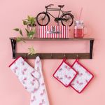 Casa si Gradina - Textile si covoare - Textile bucatarie - Servete si naproane - Suport pentru vase fierbinti din bumbac alb rosu Bycicle 16 cm x 16 cm - Infinity.ro