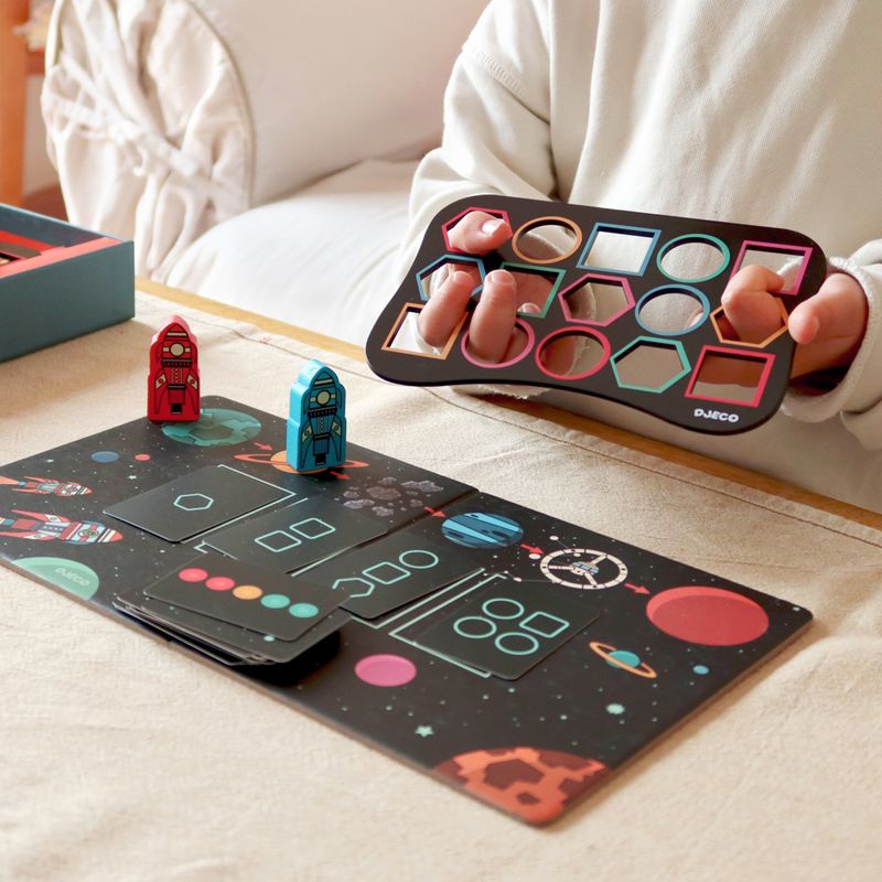 Jucarii, Copii si Bebe - Jucarii si jocuri - Jocuri si puzzle - Jocuri de societate - Joc de societate Destinatia Marte, Djeco - Infinity.ro