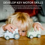 Jucarii, Copii si Bebe - Jucarii si jocuri - Jucarii bebelusi - Jucarii de tras/impins - Jucarie de impins Tractor albastru din lemn, Orange Tree Toys - Infinity.ro