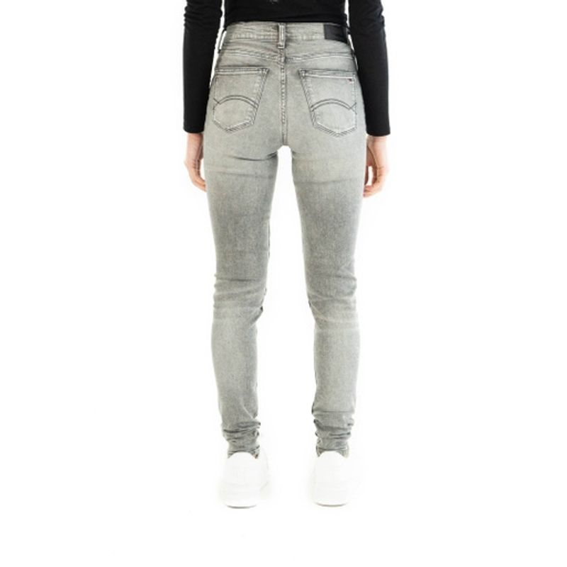 Fashion, accesorii si bijuterii - Femei - Imbracaminte femei - Pantaloni femei - Blugi skinny Tommy Jeans Model DW0DW05923, Gri, Marime W32-L30 US - Infinity.ro