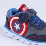 Fashion, accesorii si bijuterii - Copii - Incaltaminte copii - Sneakers si tenisi copii - Pantofi sport cu luminite Avengers, Albastru/Gri, model 2300004992, Marime 35 EU - Infinity.ro