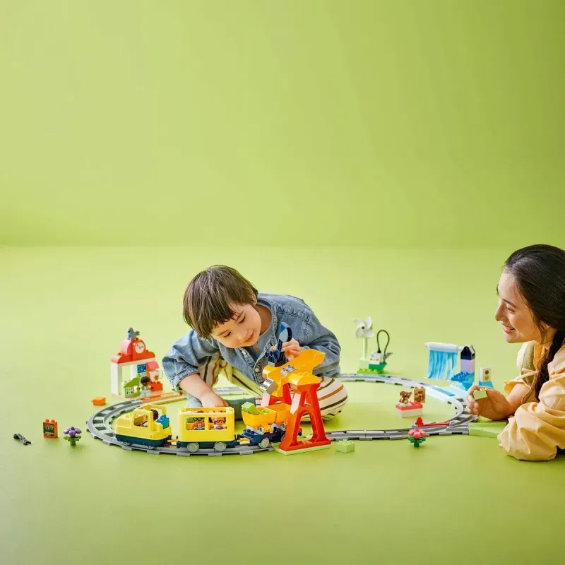 Jucarii, Copii si Bebe - Jucarii si jocuri - Seturi de constructie si cuburi - Seturi de constructie - Lego duplo tren comunitar interactiv 10428 - Infinity.ro