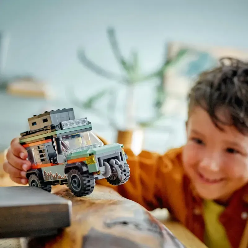 Jucarii, Copii si Bebe - Jucarii si jocuri - Seturi de constructie si cuburi - Seturi de constructie - Lego City Camioneta 4x4 Off-road 60447 - Infinity.ro