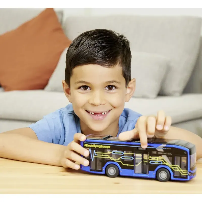 Jucarii, Copii si Bebe - Jucarii si jocuri - Vehicule si jucarii cu telecomanda - Masinute - Majorette autobuz electric man lion s city 10e 22cm - Infinity.ro