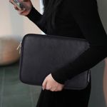 Laptop, Telefoane si Tablete - Laptopuri si accesorii - Accesorii Laptop - Genti laptop - Husa Laptop 15"-16" - CanvasArtisan (L36-M01) - Negru - Infinity.ro