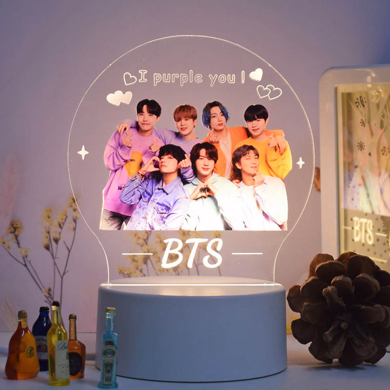 Casa si Gradina - Corpuri si surse de iluminat - Veioze si lampi - Lampi de veghe copii - Lampa de veghe LED, BTS, 16 Culori, cu telecomanda, alimentare USB sau 3 baterii AA - Infinity.ro