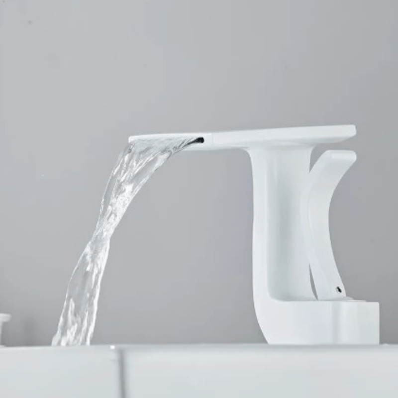 Casa si Gradina - Sanitare - Lavoar baie si accesorii - Baterii sanitare - Baterie chiuveta baie, Adsinio, Corp de cupru, Iesire in cascada, Reglare manuala a temperaturii apei, Alb - Infinity.ro