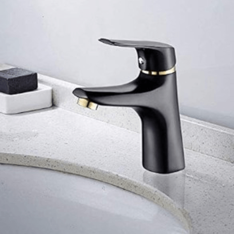 Casa si Gradina - Sanitare - Lavoar baie si accesorii - Baterii sanitare - Baterie de baie, Adsinio, Corp din Cupru brut, Anticoroziv, Cartus ceramic, Apa calda si rece, Monocomanda, Negru-Auriu - Infinity.ro
