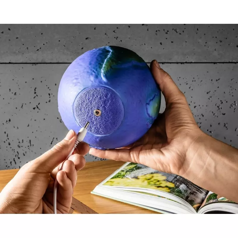 Casa si Gradina - Corpuri si surse de iluminat - Veioze si lampi - Lampi de veghe - Lampa RGB Glob Pamantesc 3D, Gonga® Albastru - Infinity.ro