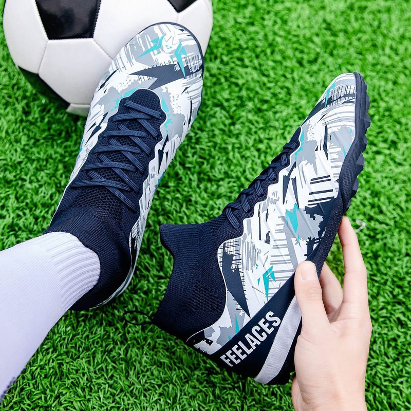 Sport si Outdoor - Echipament Sportiv - Incaltaminte sport - Pantofi sport - Ghete de fotbal MBrands, 8.4 cu glezna pentru teren sintetic, culoare alb cu negru 36 - Infinity.ro