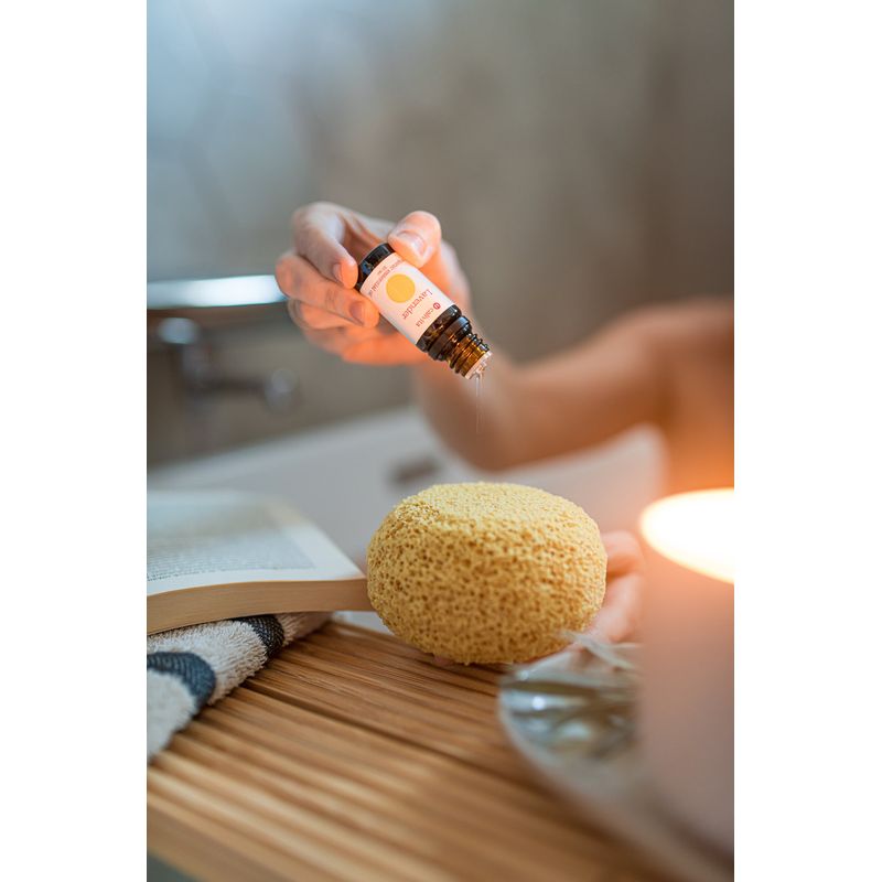 Casa si Gradina - Decoratiuni - Aromaterapie si lumanari - Uleiuri esentiale aromaterapie - Organic Oil Lavender Ulei esential de Lavanda (10 ml) - Calivita - Infinity.ro