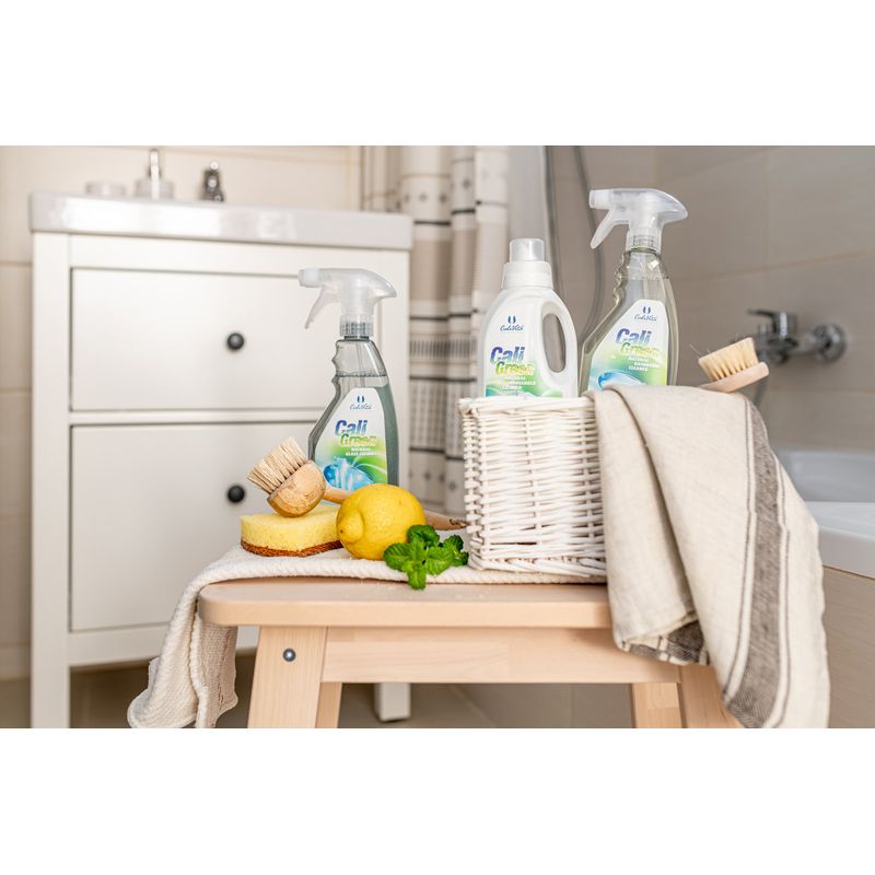 Market - Curatenie si intretinere casa - Produse menaj - Solutii curatenie - Solutie de Curatat Casa CaliGreen Natural, Produs de curatat Casnic (500 mililitri) - Calivita - Infinity.ro