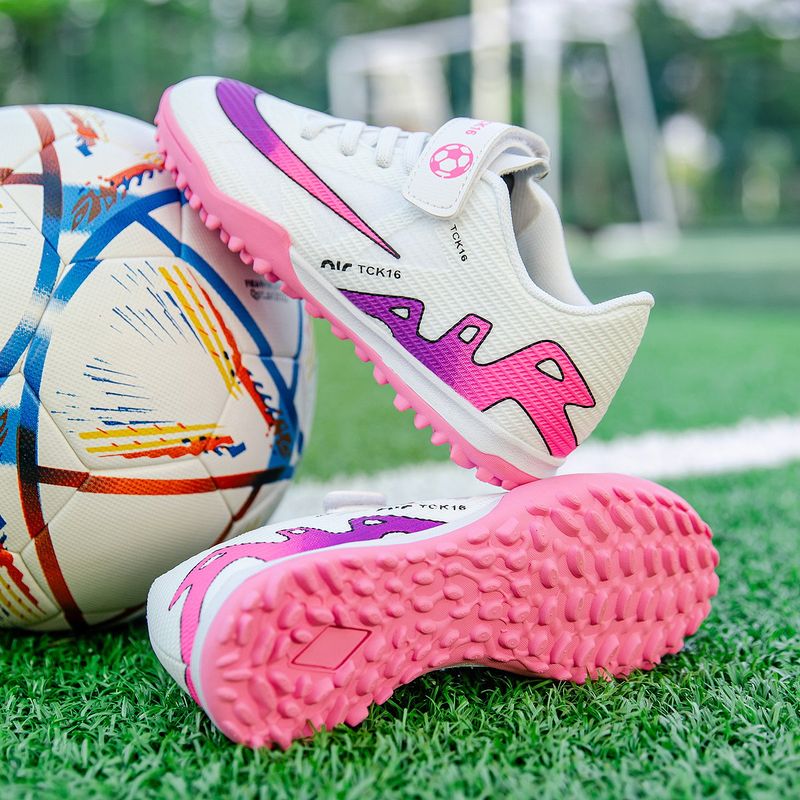 Sport si Outdoor - Echipament Sportiv - Incaltaminte sport - Pantofi sport - Ghete de fotbal pentru copii MBrands, 8.5 pentru teren sintetic, culoare alb 33 - Infinity.ro