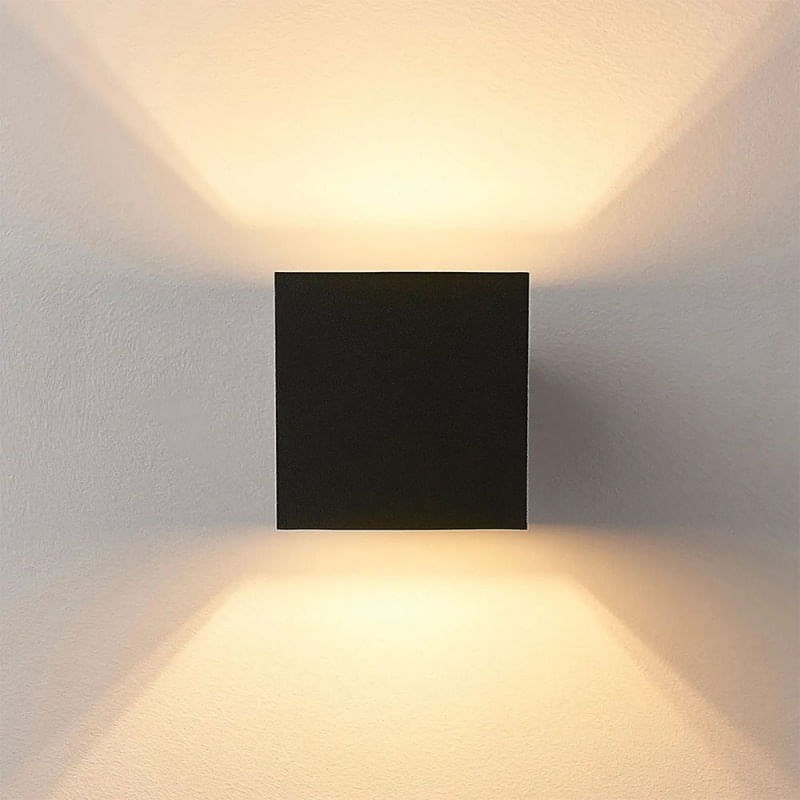 Casa si Gradina - Corpuri si surse de iluminat - Plafoniere, aplice si spoturi - Aplica LED de perete Interior/Exterior Techstar®, Putere 10W, Culoare Lumina 4000K, 1100 lm, 10x10 cm, IP 65, Negru - Infinity.ro