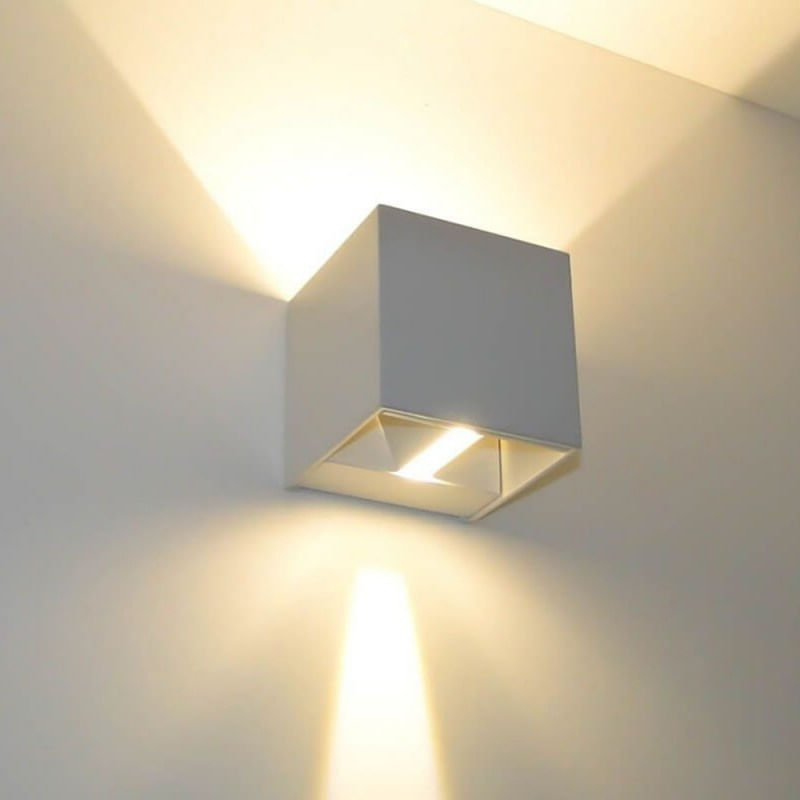 Casa si Gradina - Corpuri si surse de iluminat - Plafoniere, aplice si spoturi - Aplica LED De Perete Interior/Exterior Techstar® tip Cub, Putere 6W, Culoare Lumina 4000K, 1100 Lm, 10x10 Cm, IP 65, Alb - Infinity.ro