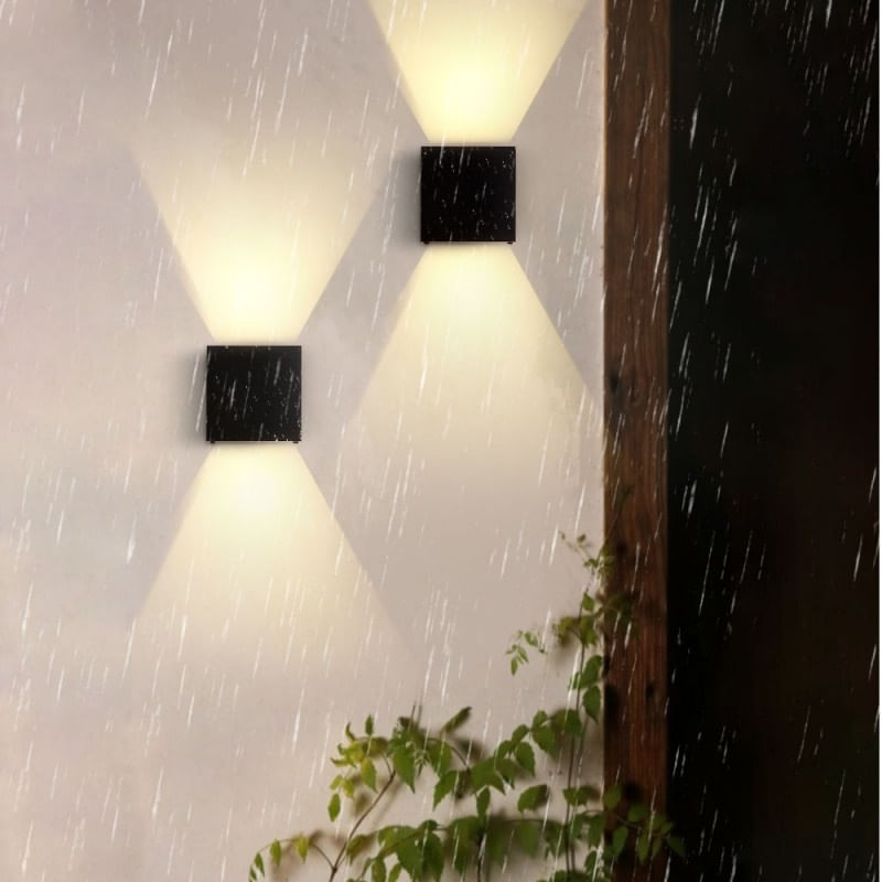 Casa si Gradina - Corpuri si surse de iluminat - Plafoniere, aplice si spoturi - Aplica LED De Perete Interior/Exterior Techstar®, Putere 6W, Culoare Lumina 4000K, 600 Lm, 10x10 Cm, IP 65, Negru - Infinity.ro