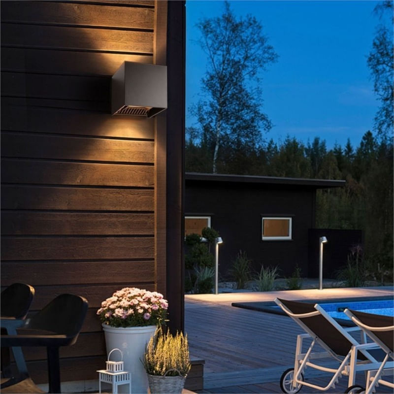 Casa si Gradina - Corpuri si surse de iluminat - Plafoniere, aplice si spoturi - Aplica Exterior Techstar® LED Light CUBE , Putere 6W, A+, Rezistenta la Apa si Praf, Alb Rece, 6000K, Aluminiu, Negru - Infinity.ro