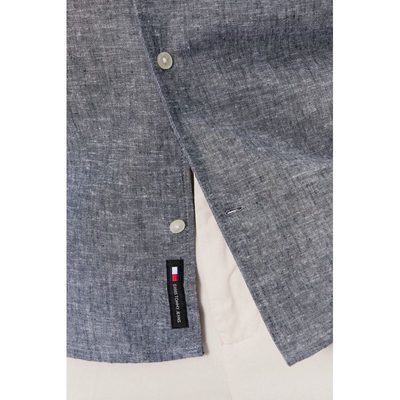 Fashion, accesorii si bijuterii - Barbati - Imbracaminte - Camasi barbati - Camasa Camp Tommy Jeans DM0DM18963, Bleumarin, 2XL INTL, Bleumarin - Infinity.ro