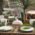 Casa si Gradina - Bucatarie si vesela - Vesela si tacamuri - Vesela pentru servire - Untiera AMBITION Natural, suport bambus, portelan, alb mat - Infinity.ro