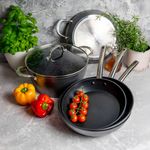 Casa si Gradina - Bucatarie si vesela - Vase pentru gatit - Tigai si seturi - Tigaie wok cu capac AMBITION Bubble, 28cm, invelis Qualum Basic - Infinity.ro