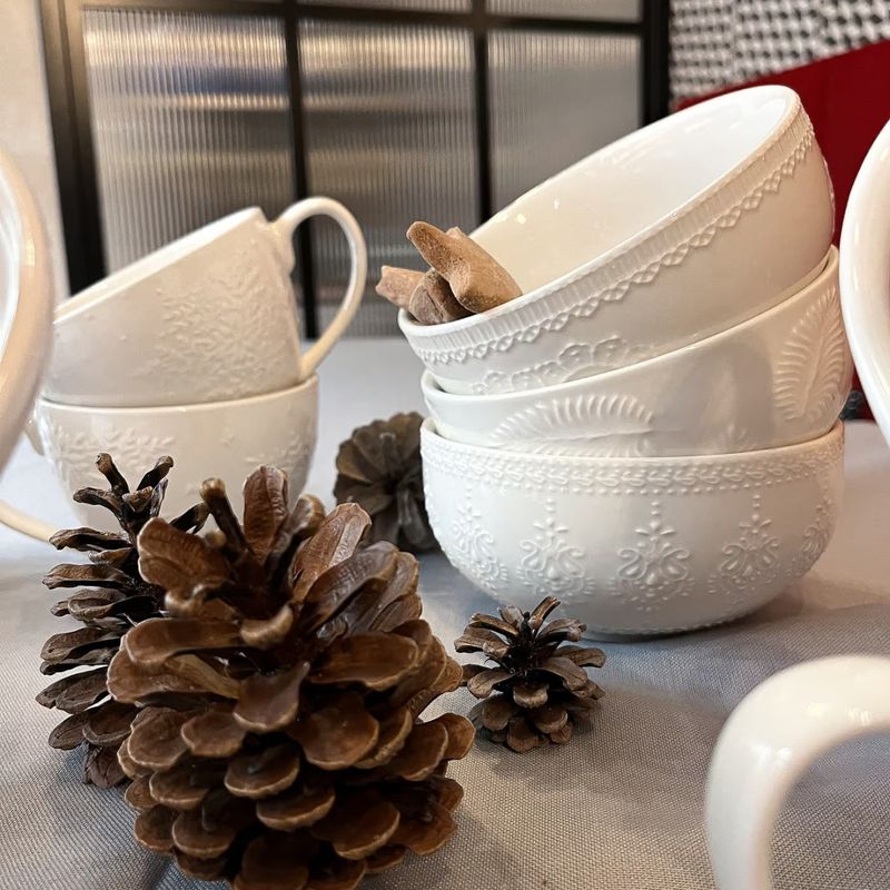 Casa si Gradina - Bucatarie si vesela - Vesela si tacamuri - Farfurii si boluri - Bol mic AMBITION Galactic White, 13cm, portelan, alb, model pene - Infinity.ro