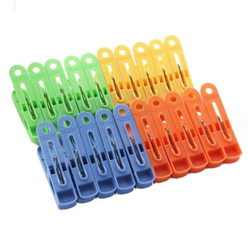 Market - Spalare si intretinere rufe - Uscatoare de rufe si accesorii - Set 20 carlige pentru haine, 5 cm, plastic, multicolor - Infinity.ro