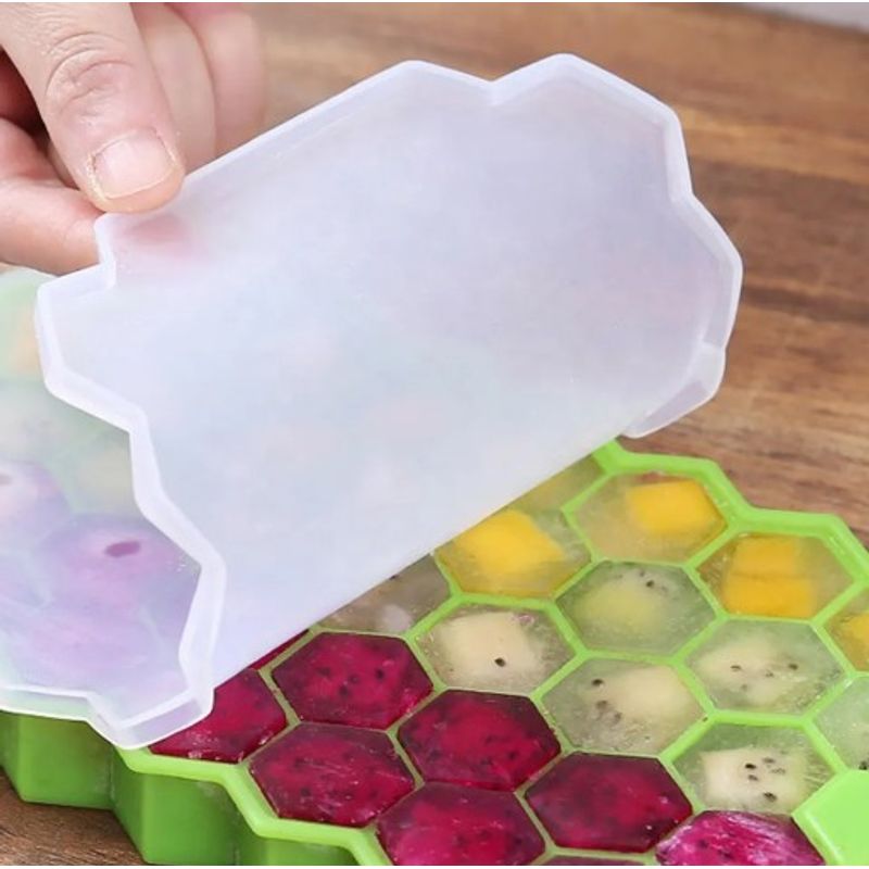 Casa si Gradina - Bucatarie si vesela - Accesorii bar - Forme cuburi de gheata - Forma din silicon si plastic pentru gheata, 37 forme hexagonale, 20 cm x 12 x 2,5 cm, verde/transparent - Infinity.ro