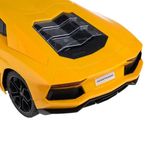 Jucarii, Copii si Bebe - Jucarii si jocuri - Vehicule si jucarii cu telecomanda - Masinute - Masina Lamborghini Aventator, cu telecomanda si lumini, faruri cu led, timp functionare 25 minute, 53x23.5x20cm, galben - Infinity.ro