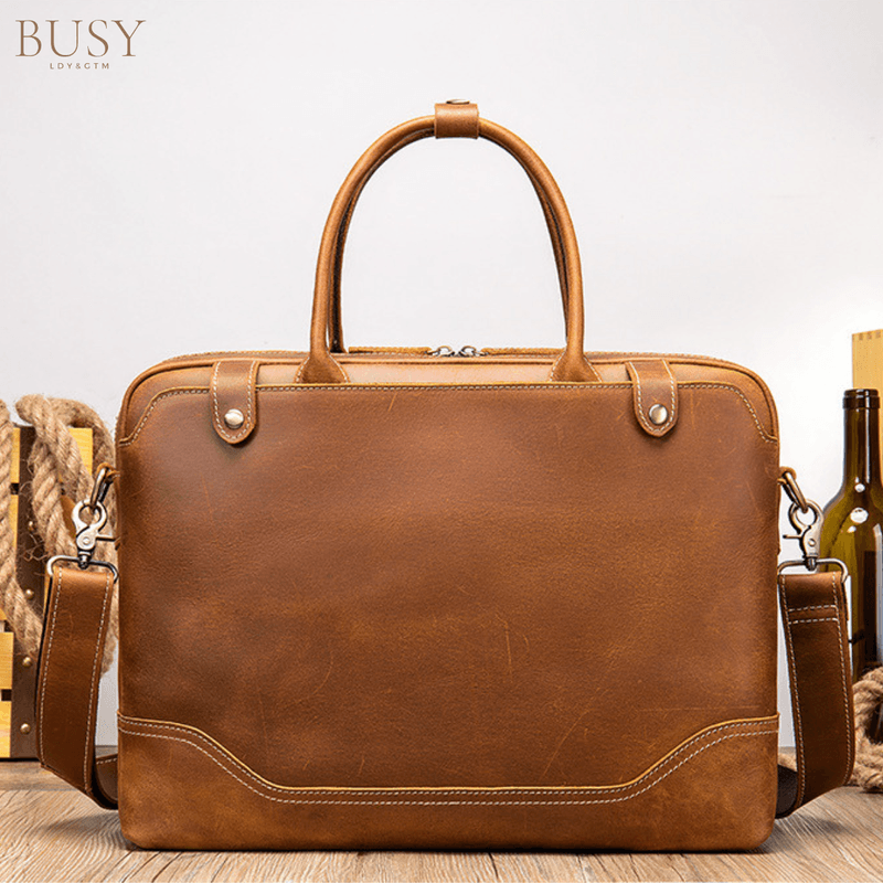 Laptop, Telefoane si Tablete - Laptopuri si accesorii - Accesorii Laptop - Genti laptop - Geanta laptop 15,6 din piele naturala CrazyHorse, BUSY LDY&GTM® Patrik, curea de umar si manere din piele,  maro - Infinity.ro