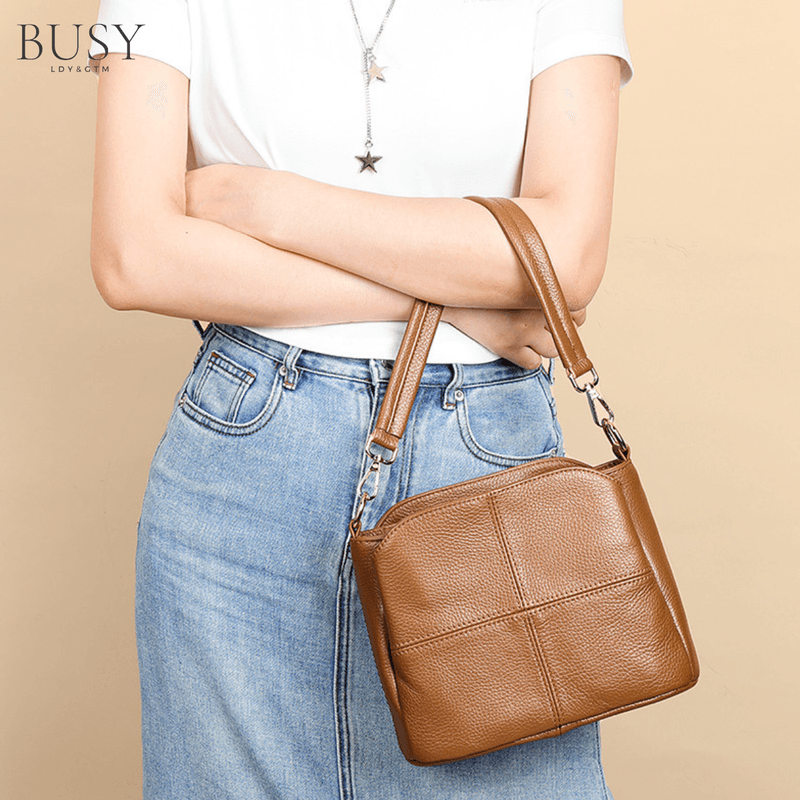 Fashion, accesorii si bijuterii - Femei - Accesorii femei - Genti si rucsacuri femei - Geanta dama Caprice, piele naturala, de umar si de mana, compartimente multiple, maro - Infinity.ro