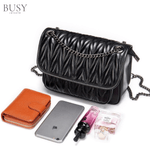 Fashion, accesorii si bijuterii - Femei - Accesorii femei - Genti si rucsacuri femei - Geanta dama Bella, piele naturala, buzunar rapid exterior si antifurt interior, neagra - Infinity.ro