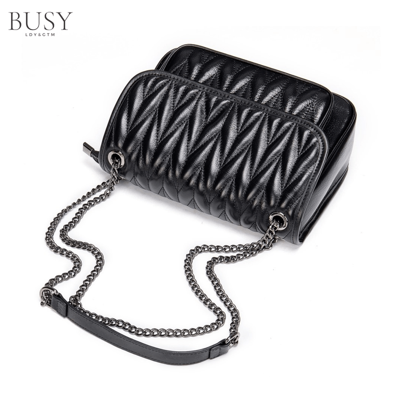 Fashion, accesorii si bijuterii - Femei - Accesorii femei - Genti si rucsacuri femei - Geanta dama Bella, piele naturala, buzunar rapid exterior si antifurt interior, neagra - Infinity.ro