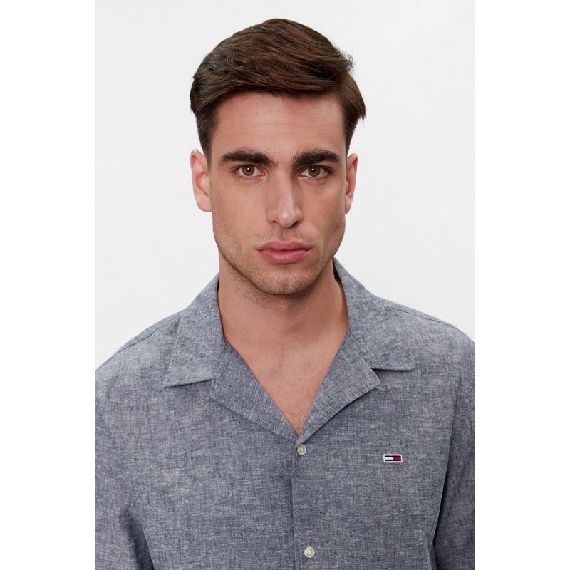 Fashion, accesorii si bijuterii - Barbati - Imbracaminte - Camasi barbati - Camasa Camp Tommy Jeans DM0DM18963, Bleumarin M INTL Bleumarin - Infinity.ro