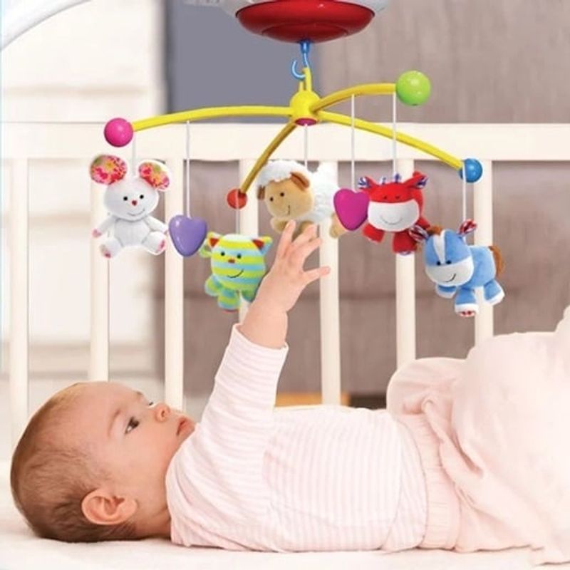 Jucarii, Copii si Bebe - Jucarii si jocuri - Jucarii bebelusi - Carusel patut - Carusel muzical pentru patutul bebelusilor, 12 cantece si 4 povestioare in romana, baterii 3xAAA , Cu animalute - Infinity.ro