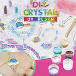 Jucarii, Copii si Bebe - Jucarii si jocuri - Jucarii de rol - Frumusete, bijuterii si accesorii fetite - Set DYI cu 6 pandative metalice, cu rasina UV, culori, sclipici, lant auriu, tematica Desert, pentru copii 8 ani+ - Infinity.ro