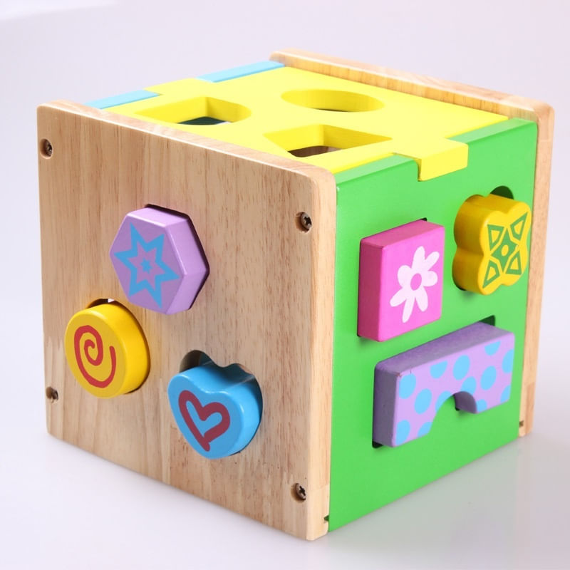 Jucarii, Copii si Bebe - Jucarii si jocuri - Jucarii & jocuri educative - Jocuri si jucarii educative - Cub educativ, de sortare forme si cifre, pentru copii 1 an+, din lemn, 15x15 cm, multicolor - Infinity.ro