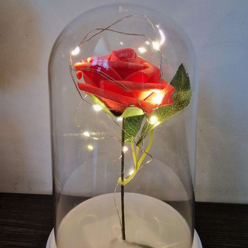 Market - Cadouri - Flori si aranjamente - Trandafir etern in cupola de sticla, cu LED, 19 x 11.5 cm, Vivo VAL6036OB - Infinity.ro