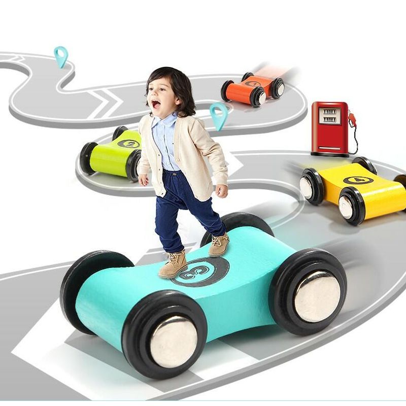 Jucarii, Copii si Bebe - Jucarii si jocuri - Vehicule si jucarii cu telecomanda - Masinute - Mega rampa cu masinute de curse - Infinity.ro