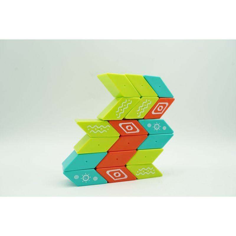 Jucarii, Copii si Bebe - Jucarii si jocuri - Jucarii & jocuri educative - Jocuri si jucarii educative - Set inteligent de constructie cu piese magnetice, 26 piese, +3 ani, multicolor - Infinity.ro