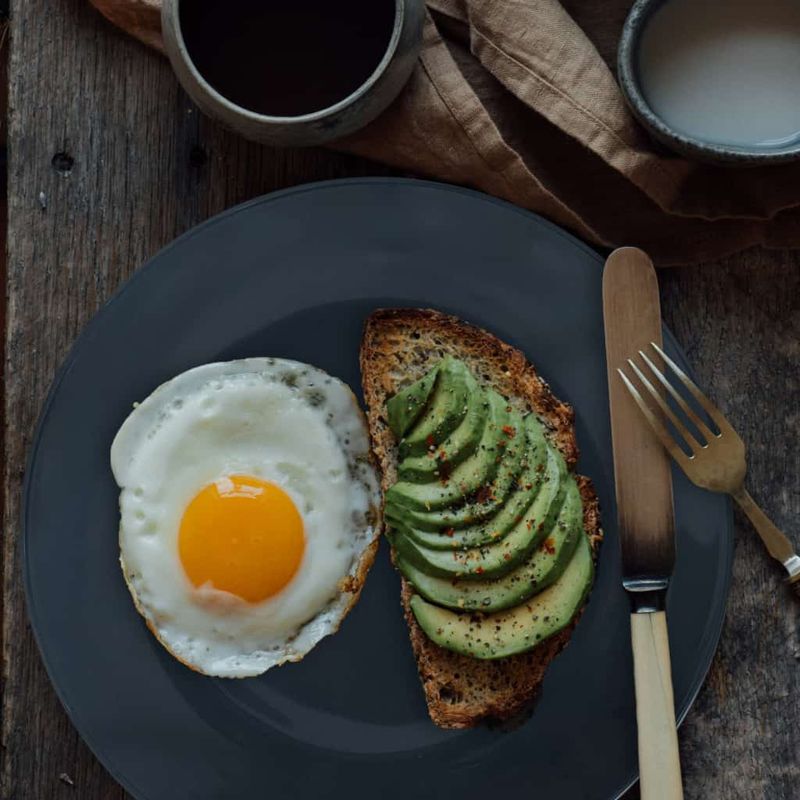 Casa si Gradina - Bucatarie si vesela - Vesela si tacamuri - Farfurii si boluri - Set farfurii 18 piese, pentru 6 persoane, Ash, Cesiro, Gri/Roz - Infinity.ro