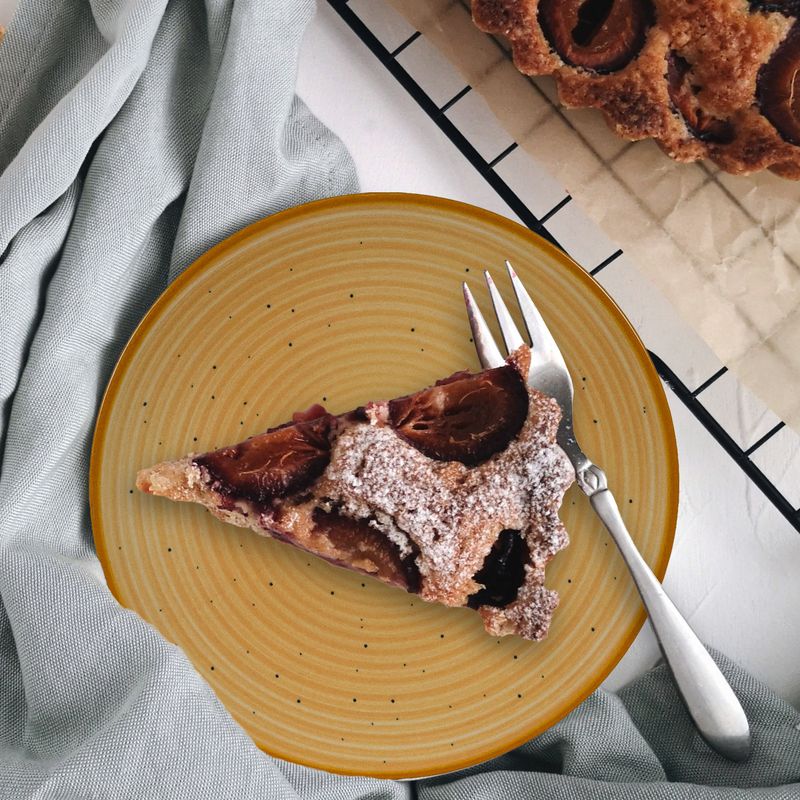 Casa si Gradina - Bucatarie si vesela - Vesela si tacamuri - Farfurii si boluri - Set farfurii 24 piese, pentru 6 persoane, Sundown, Cesiro, Alb Ivoire cu galben - Infinity.ro